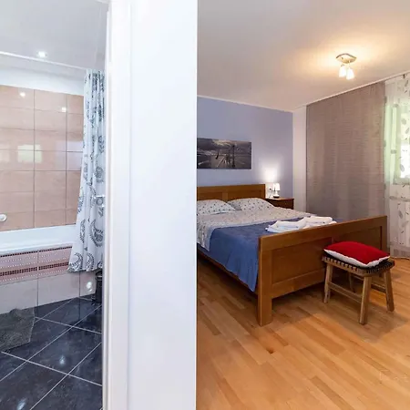 Apartment In 45268