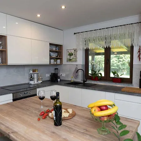 Apartment In 45268